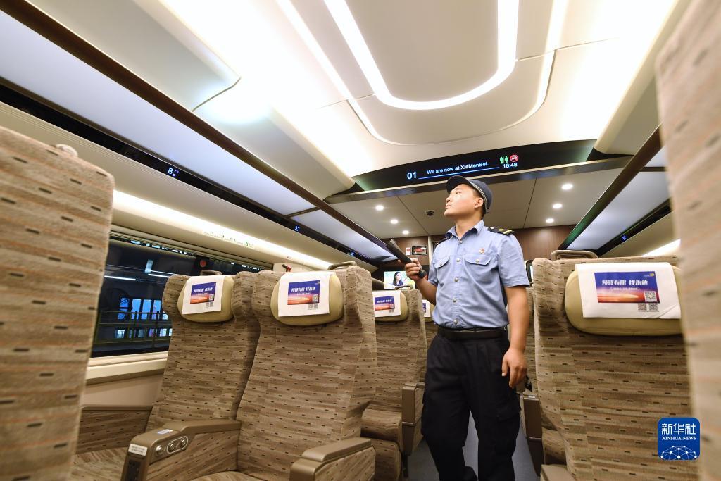乐玩游戏下载